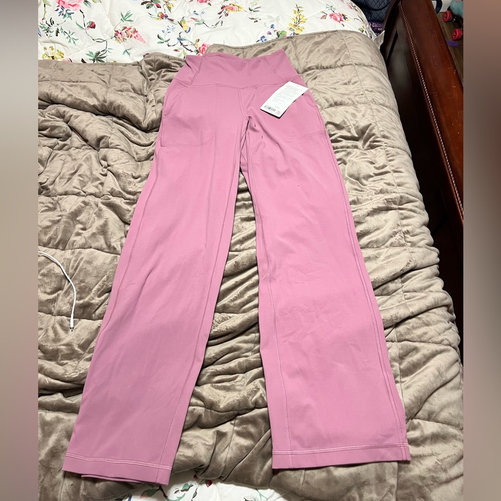 Lululemon Align HR Wide-Leg Pant 31’’ SIZE 4 Brand new with tag! - Picture 3 of 6